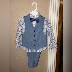 Van Heusen Blue and White Kids Matching Set